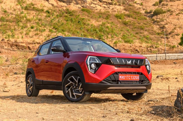 Mahindra XUV 3XO front quarter 